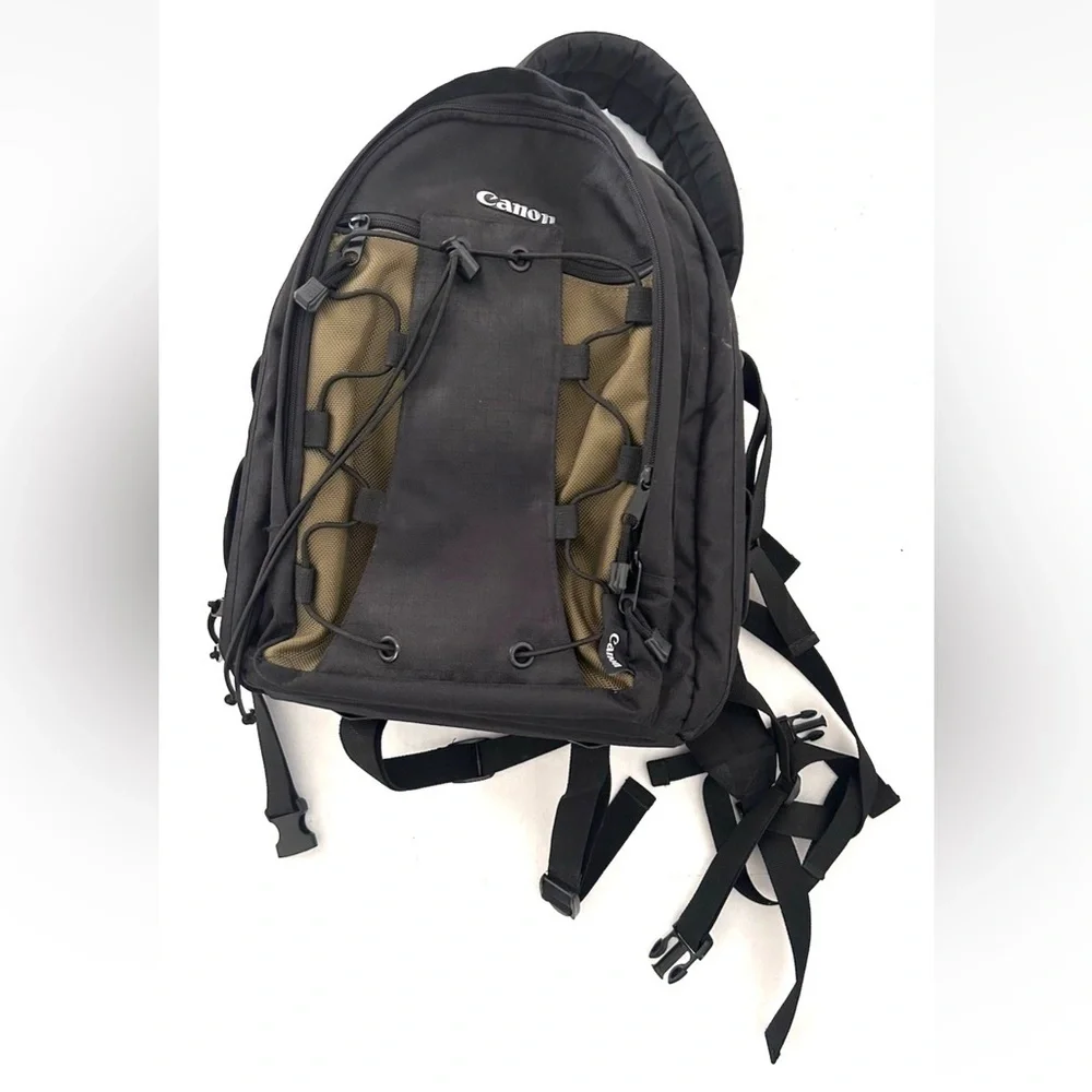 Canon | Deluxe Backpack 200EG Rugged Camera Lens Bag Black